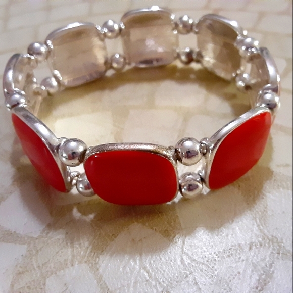 Vintage Chunky Red Enamel Silver Tone Stretch Bracelet - Picture 1 of 5